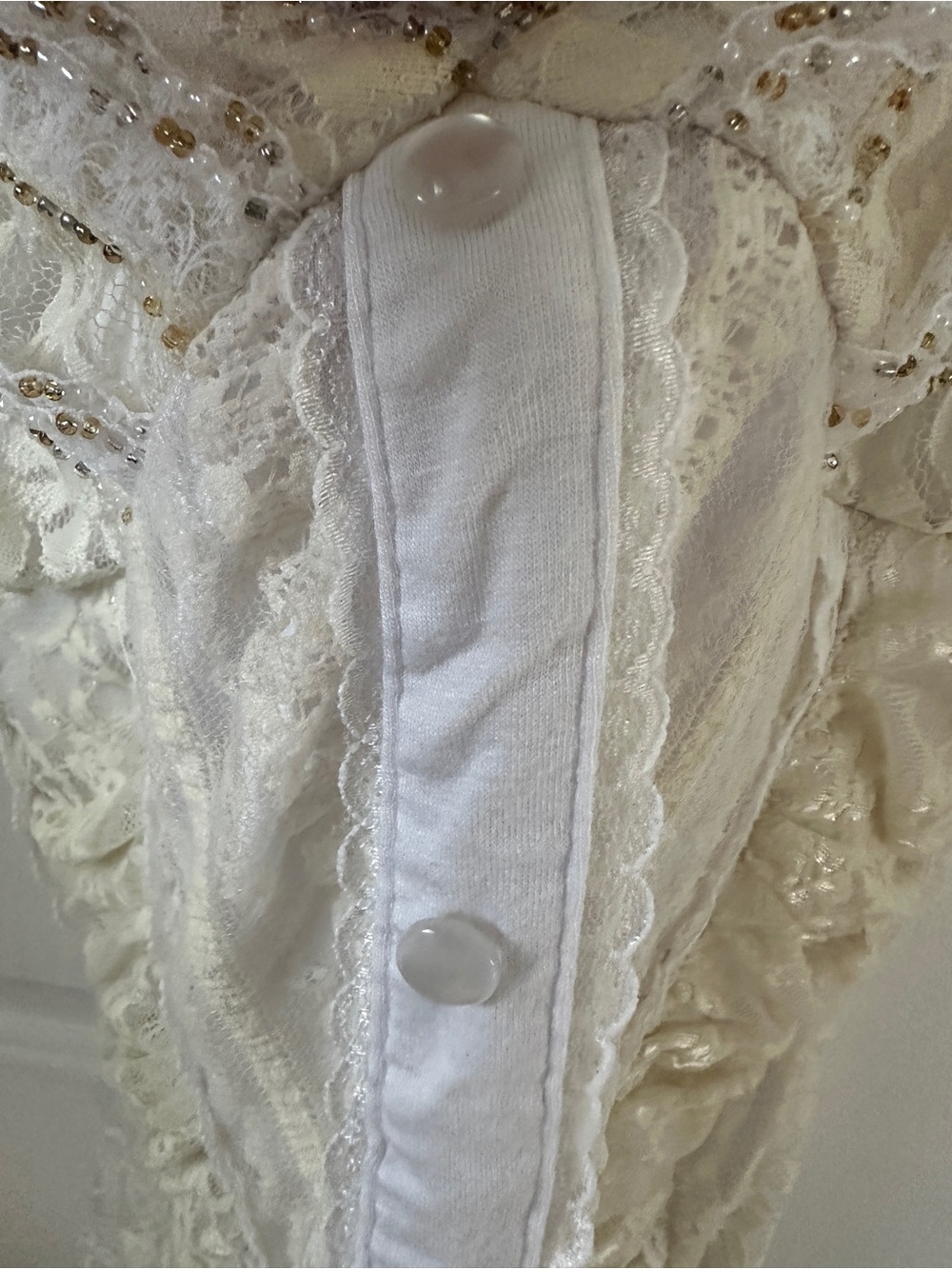 Bizz- Cream Lace Button-Front Cami Top size L - Picture 5 of 9